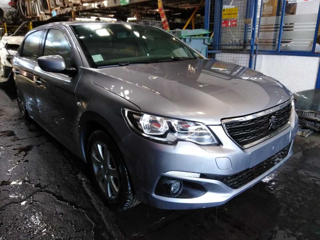 Parachoques Peugeot 301  USADO